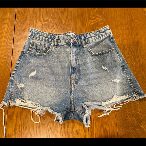 Zara Other - Highrise zara shorts